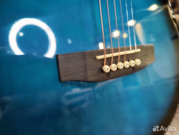 Акустическая гитара + тюнер