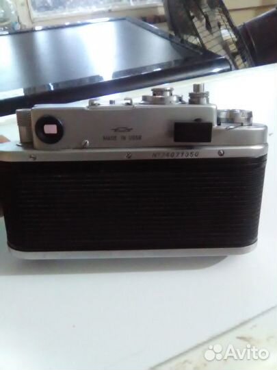 Продам фотоаппарат зоркий 4к с объективом юпитер8