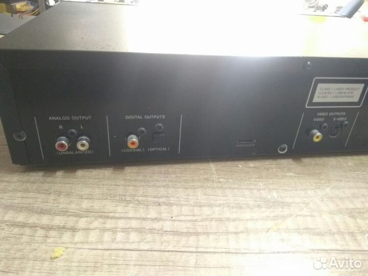 CD проигрыватель Tascam CD-200i