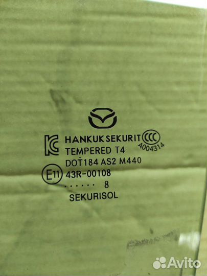 Стекло двери заднее левое Mazda Mazda3 BM pevps