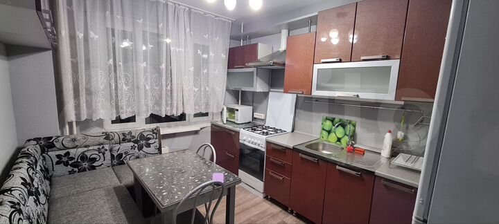 2-к. квартира, 60 м², 2/9 эт.