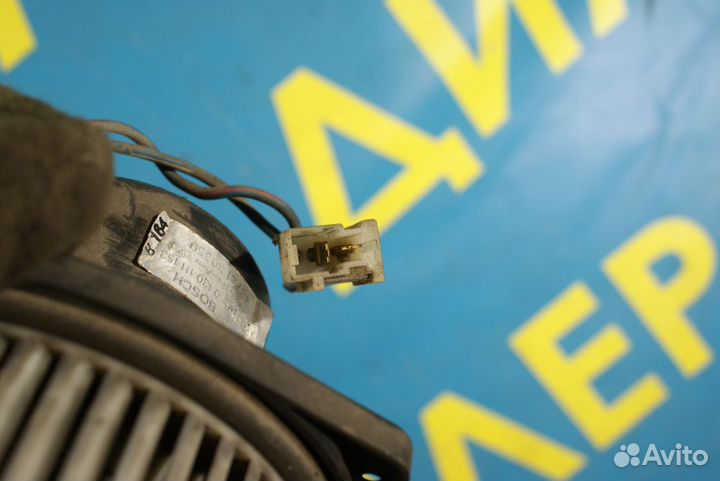 Моторчик печки Nissan Primera P10