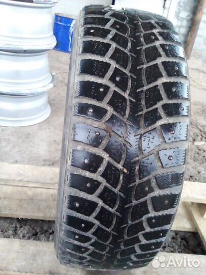 Kumho I'Zen Wis KW19 205/60 R16