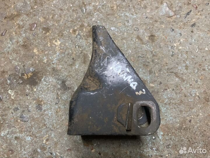 Кронштейн двигателя haima 3