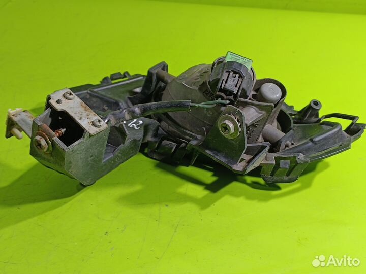 Противотуманная фара для Mazda 3 2003-2009