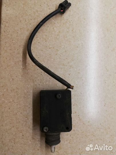 Активатор двери priora