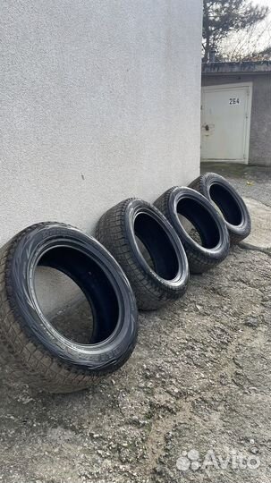 Bridgestone Blizzak DM-V1 275/55 R20 111R