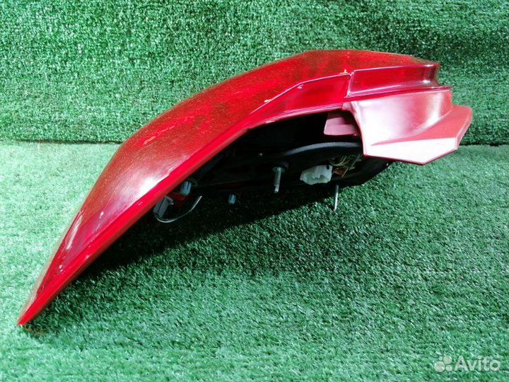 Стоп-сигнал задний правый Toyota Auris NZE154