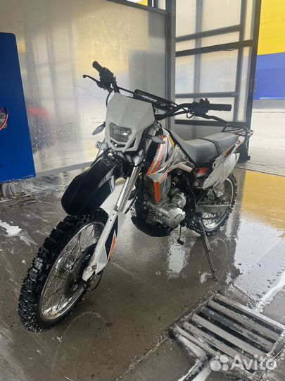 Racer enduro 200