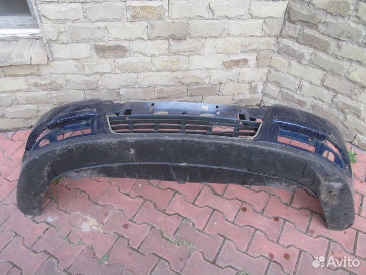 Бампер передний Volkswagen Passat B6 2006-2011