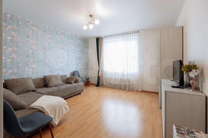 2-к. квартира, 59 м², 8/8 эт.