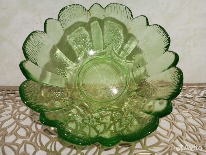 Цветное стекло зеленое СССР