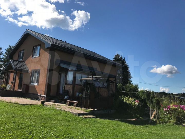 Коттедж 200 м² на участке 29 сот.