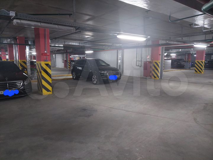 Машиноместо, 15 м²