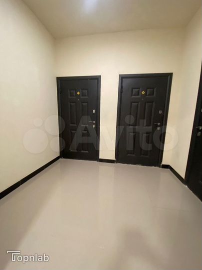 2-к. квартира, 70 м², 2/9 эт.