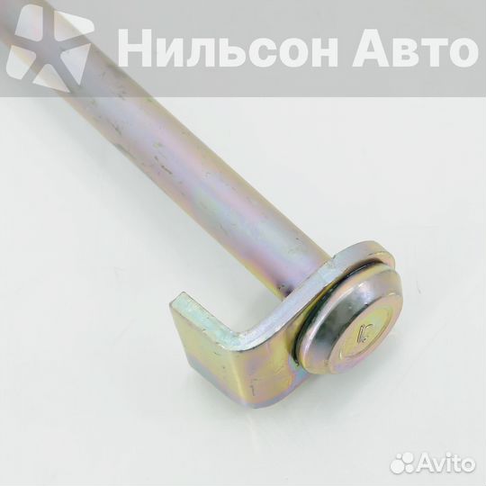 Болт генератора isuzu ELF, оригинал