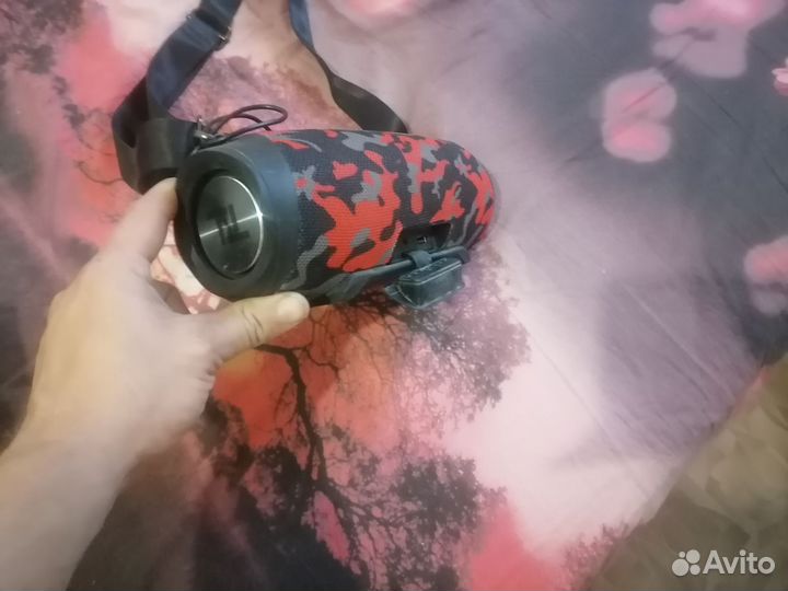 Блютуз колонка