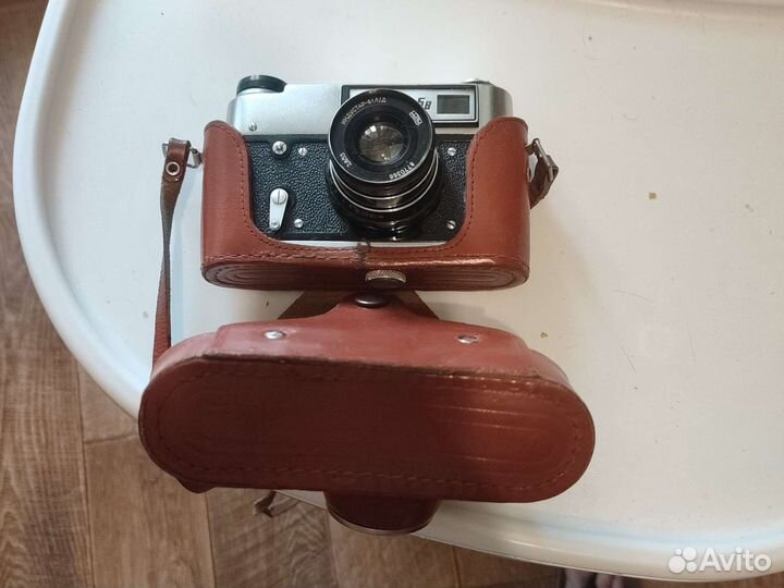 Плёночный фотоаппарат СССР фэд-5в