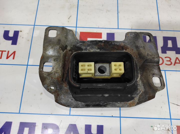 Опора кпп левая Ford Focus 3 1798908