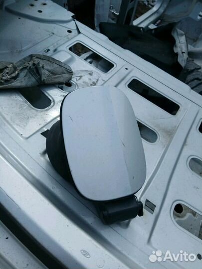 Лючок бензобака Форд Мондео IV