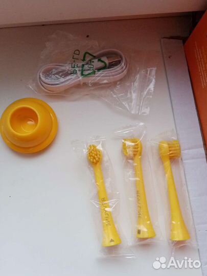 Детская электрическая зубная щетка