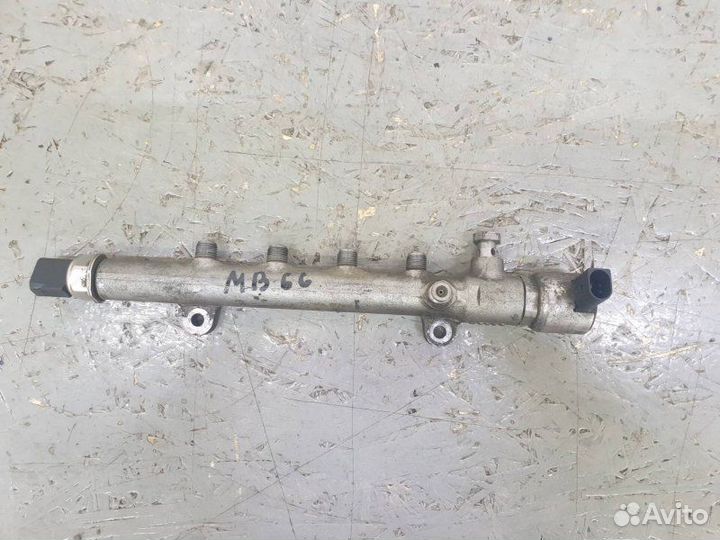 Топливная рампа датчик давления Mercedes E-Class