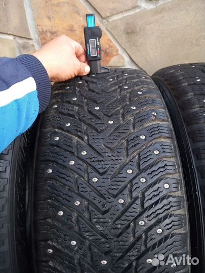 Nokian Tyres Hakkapeliitta 8 225/50 R17 94T