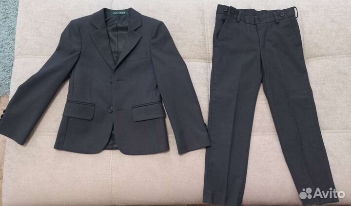 Костюм брючный + рубахи