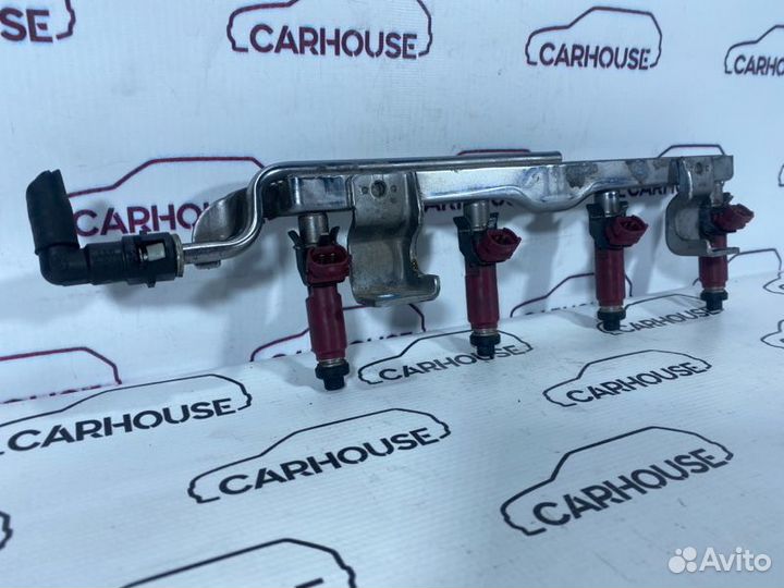 Рампа с форсунками Mazda 3 1.6 Z6