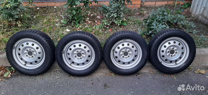 Колеса зимние 175 65 r14 Nokian Nordman 5