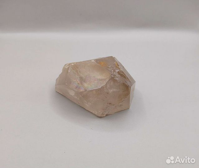 Раухтопаз (дымчатый кварц) 174г, Россия / Минералы