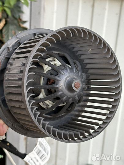 Мотор печки Renault Duster