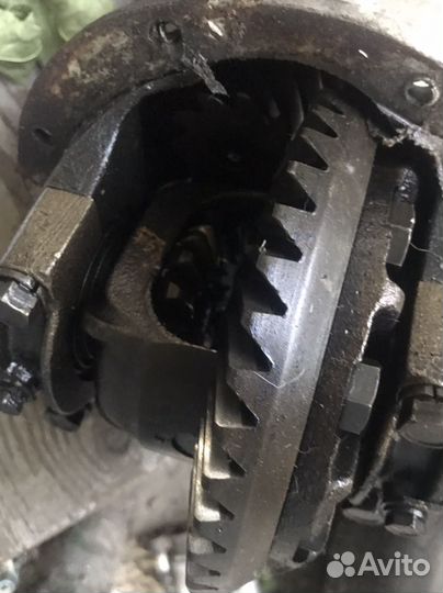 Редуктор и полу оси ваз 2101