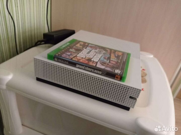Xbox one s 1tb