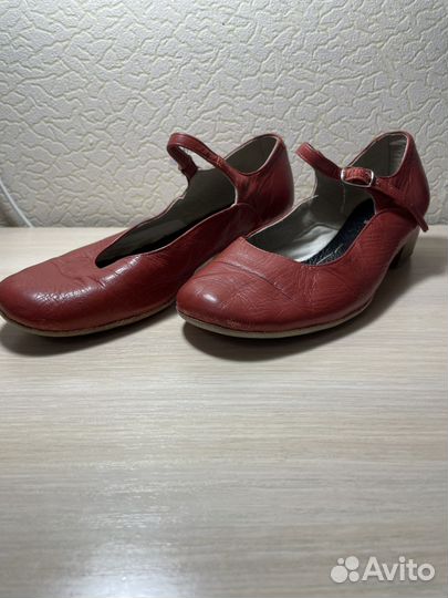 Туфли для танцев красные