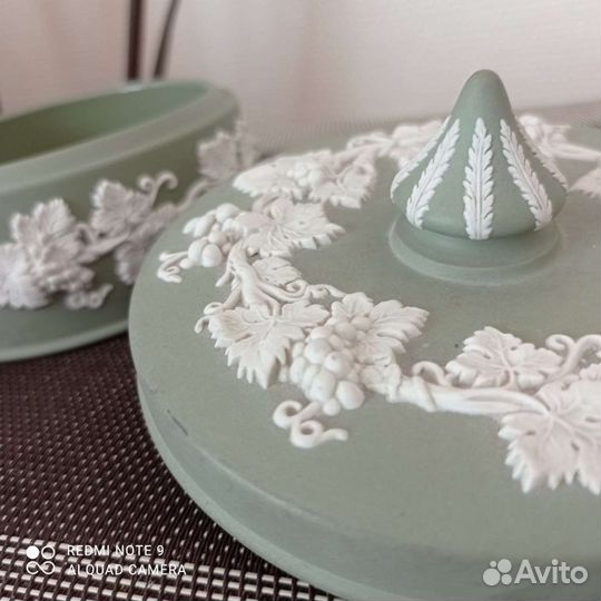 Wedgwood. Англия, шкатулка и тарелочка
