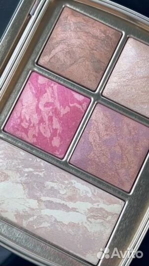 Hourglass Ambient Lighting Edit - Universe палетка