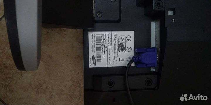 Монитор Samsung