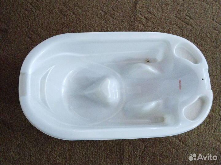 Ванночка для купания с горкой