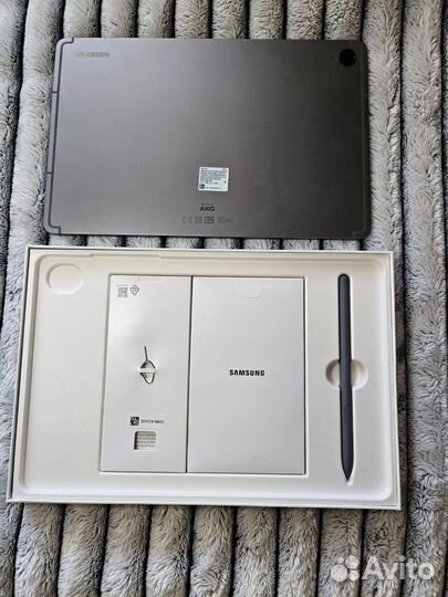 Samsung Galaxy Tab S9 FE 10.9 6/128GB Wi-Fi,Новый