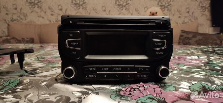 Штатная магнитола на kia ceed 2 (96170А2000)