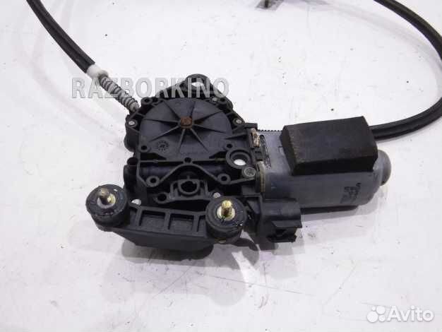 Стеклоподъемник электрический задний левый