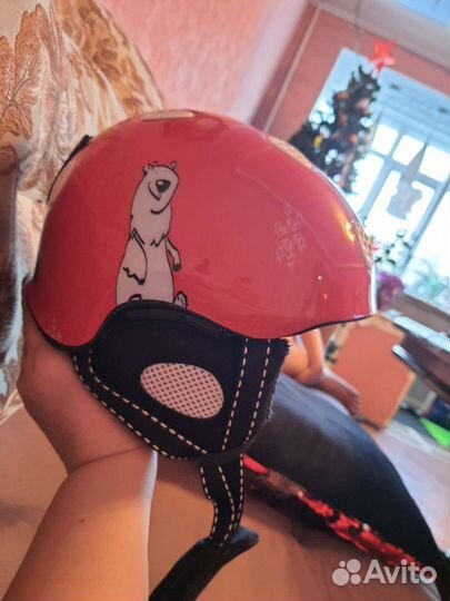 Горнолыжный шлем