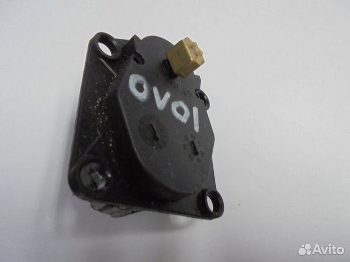 Мотор заслонки отопителя Opel Vectra B