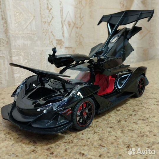 Apollo Intensa Emozione в масштабе 1:24 чёрный