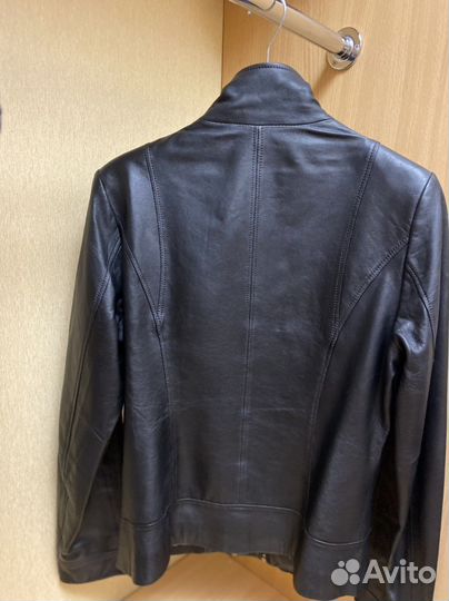 Кожаная куртка женская