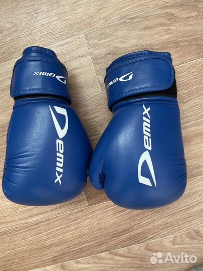 Боксерские перчатки детские 6 oz и защита голени