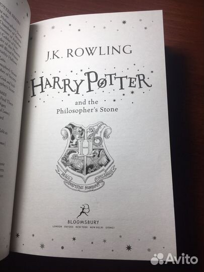 Книга Harry Potter and the Philosopher’s Stone