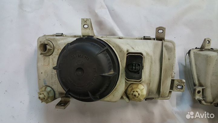 Фары фольксваген венто volkswagen vento левая прав