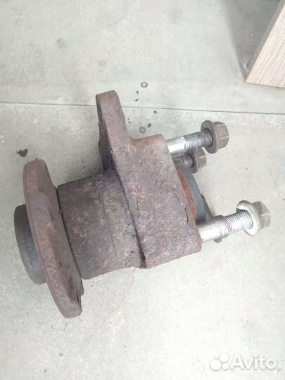 Задняя ступица под дисковый тормоз